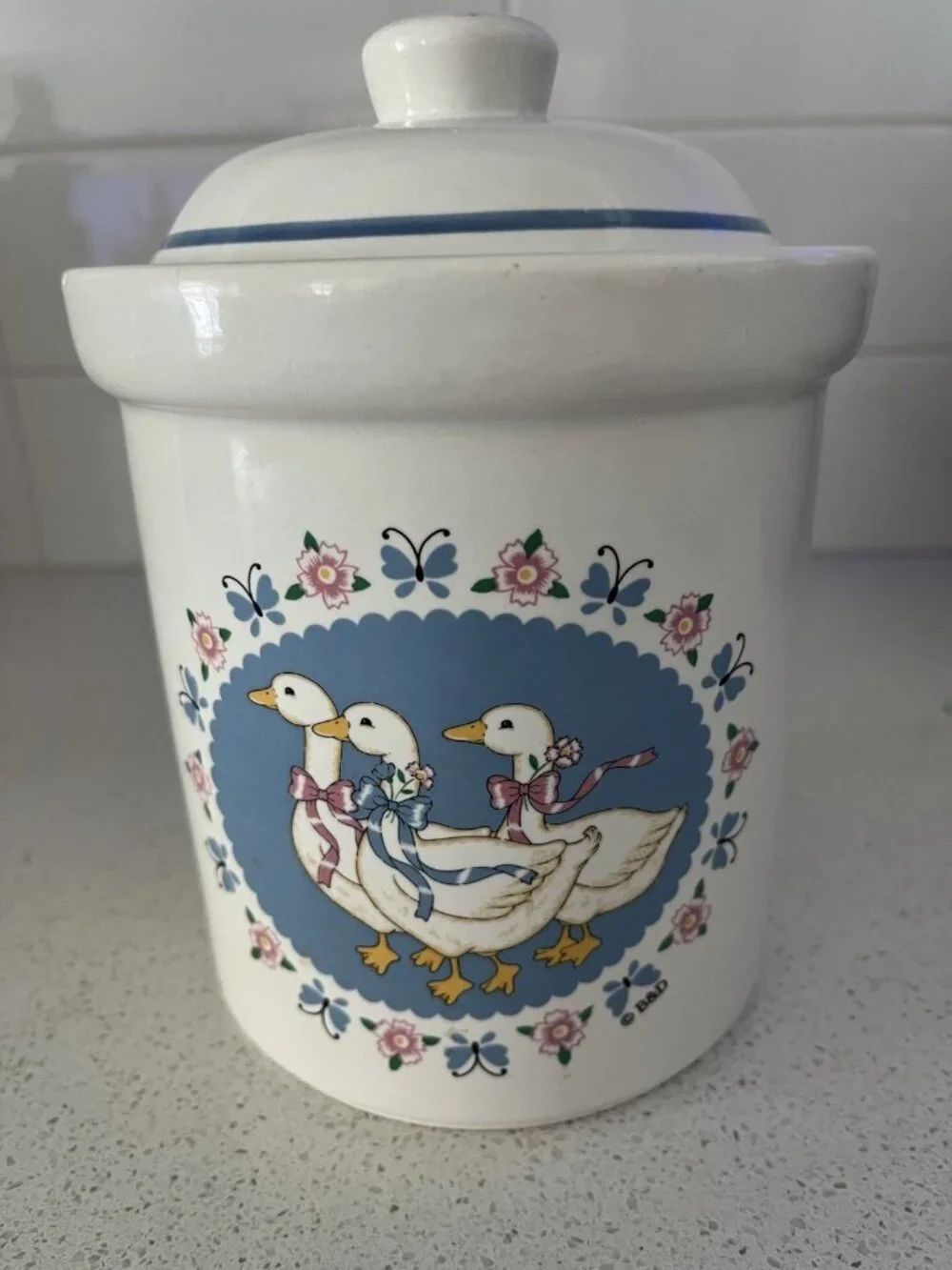 Treasure Craft Stoneware Ribbon Geese 7-1/4 Canister w lid Cottagecore Farmhouse